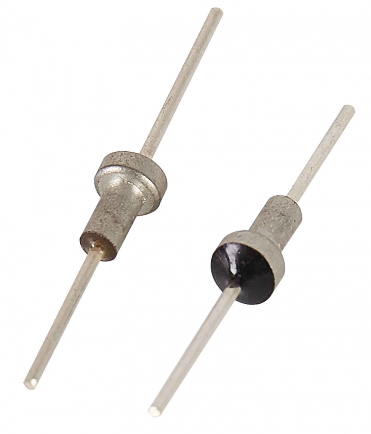 What is feedthrough capacitor xuansn capacitor MFR